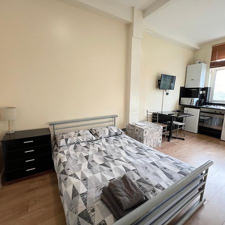 Comfy Apartments - Finchley Road Лондон Екстериор снимка