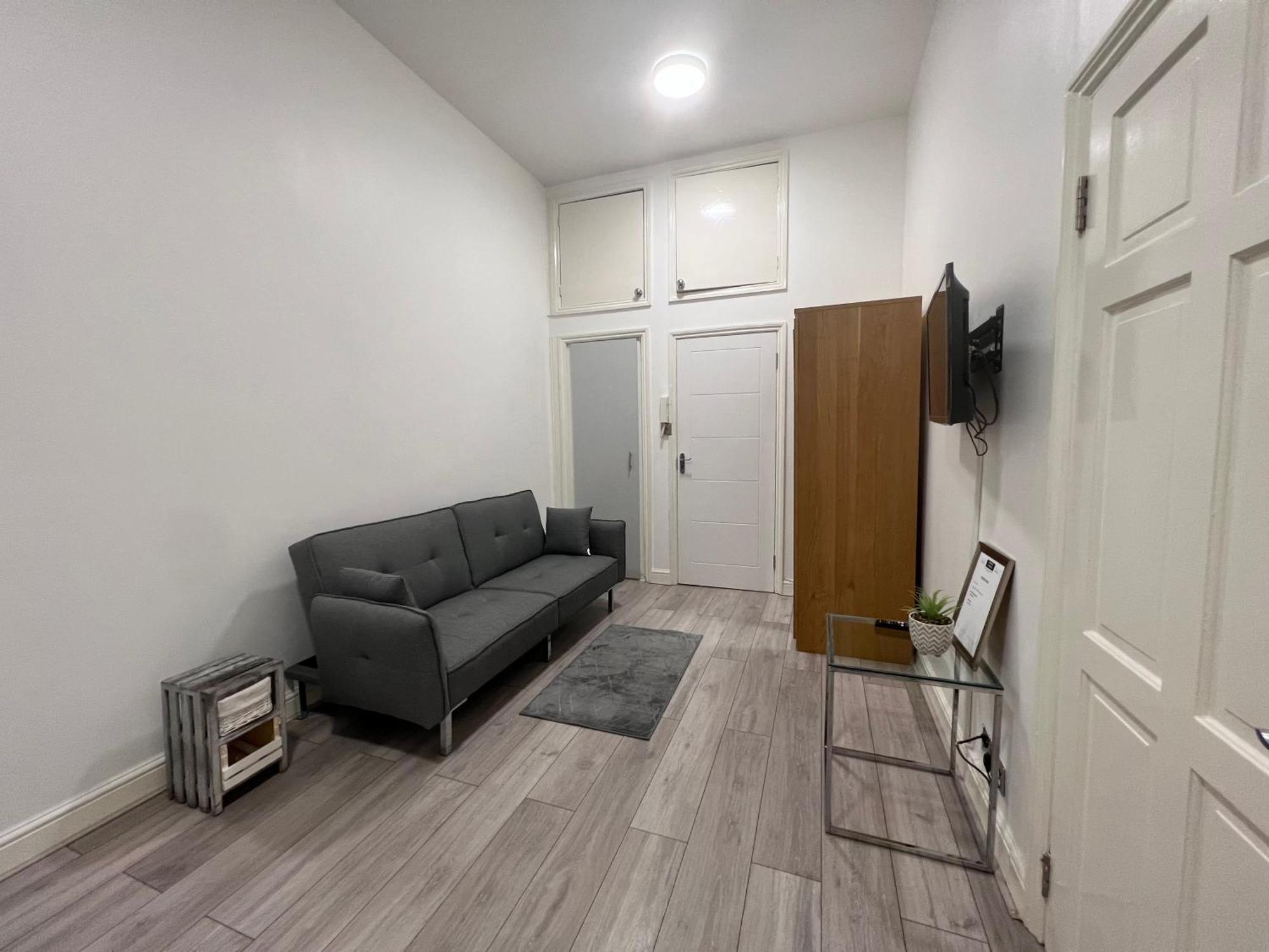 Comfy Apartments - Finchley Road Лондон Екстериор снимка