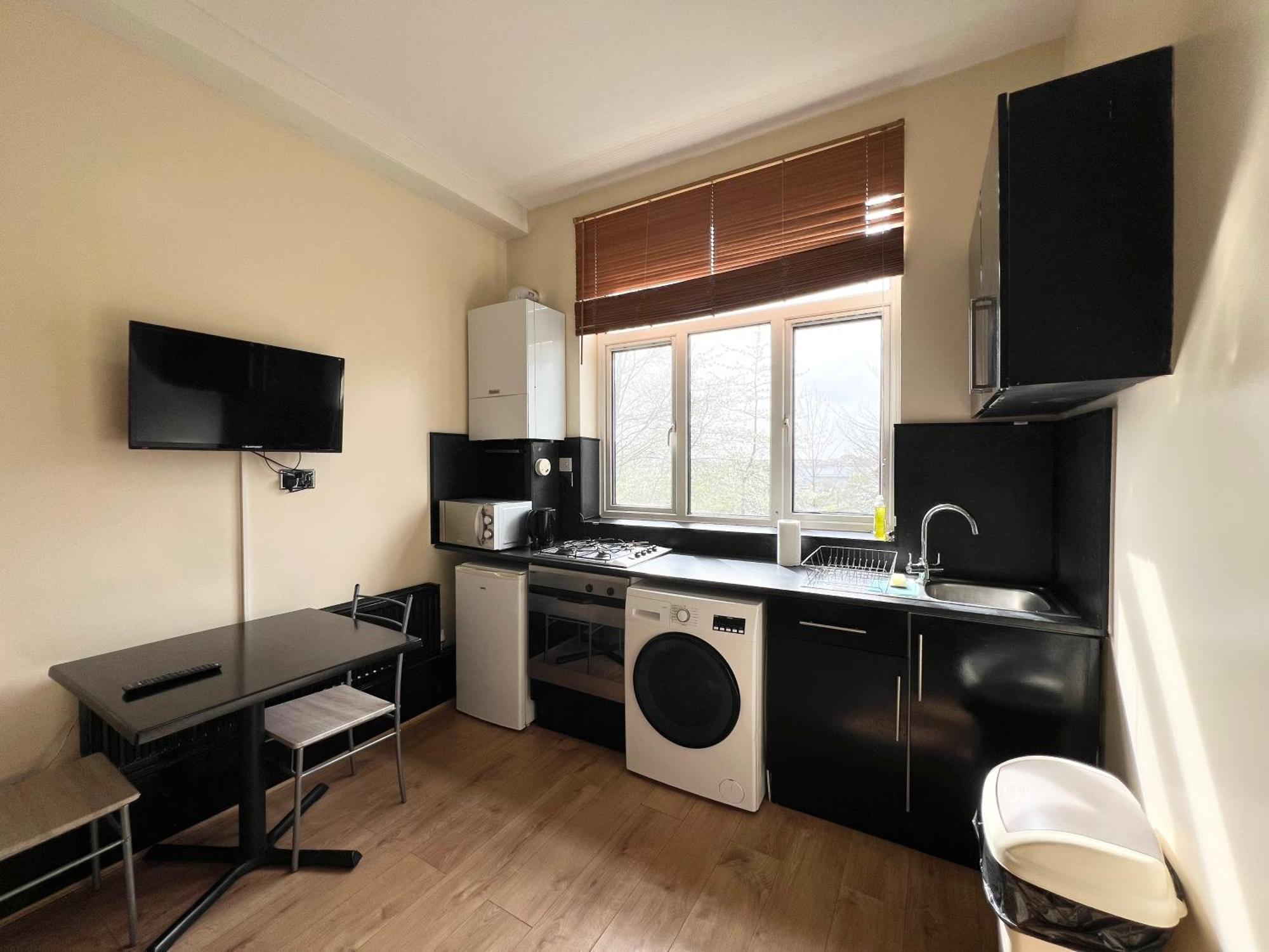 Comfy Apartments - Finchley Road Лондон Екстериор снимка