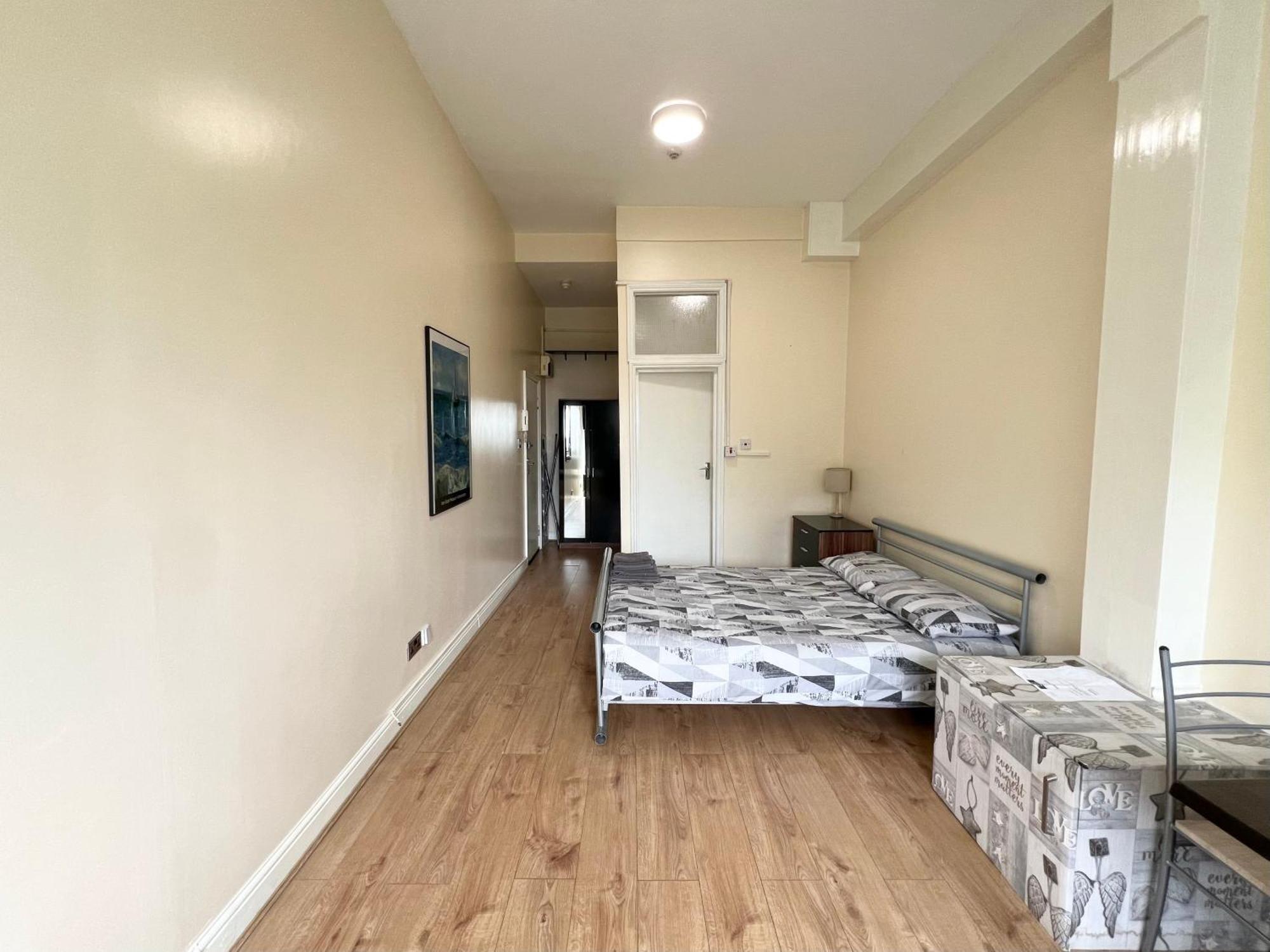 Comfy Apartments - Finchley Road Лондон Екстериор снимка