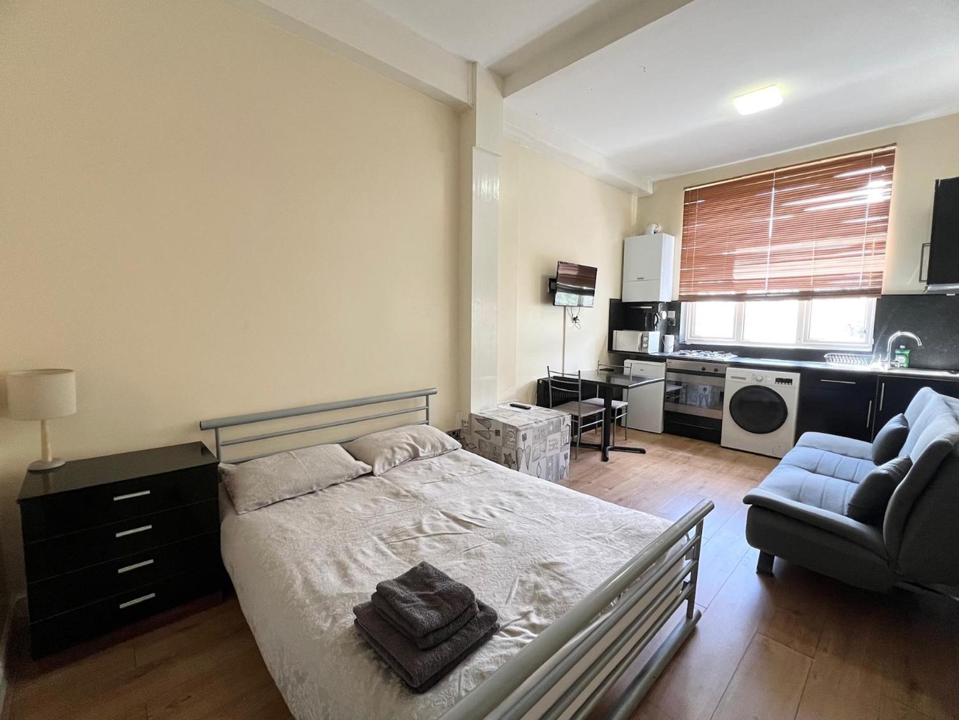Comfy Apartments - Finchley Road Лондон Екстериор снимка